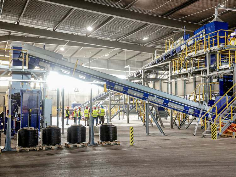 photo-01-sysav-textile-sorting-plant-built-by-stadler