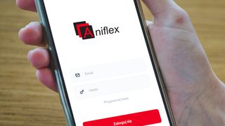 Aniflex z pierwszą mobiln