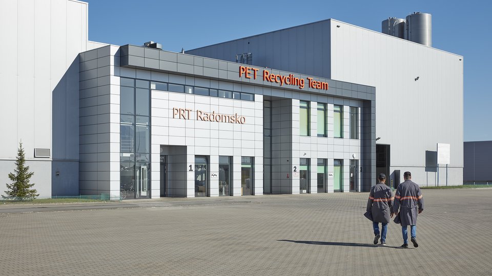 54,000 tonnes of rPET per year: Alpla expands recycling plant in Poland 