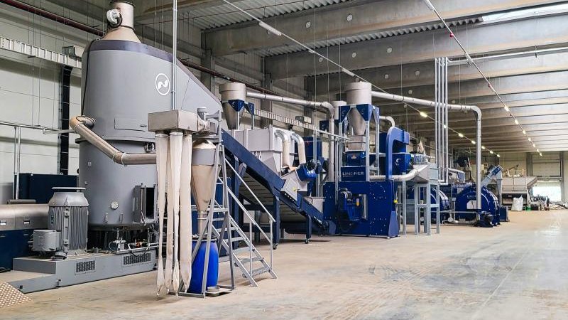 Lindner & Erema: Together the new benchmark in plastics recycling