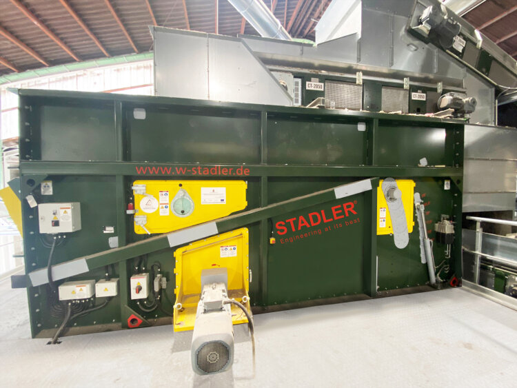 photo-03-troija-msw-and-light-packaging-sorting