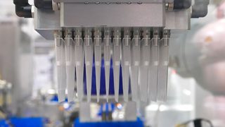 High speed pipette tip mo