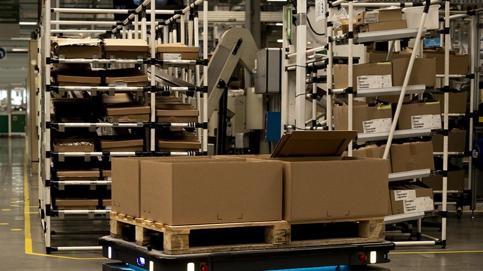 Zautomatyzowana paletyzacja – gdy brakuje rąk do pracy