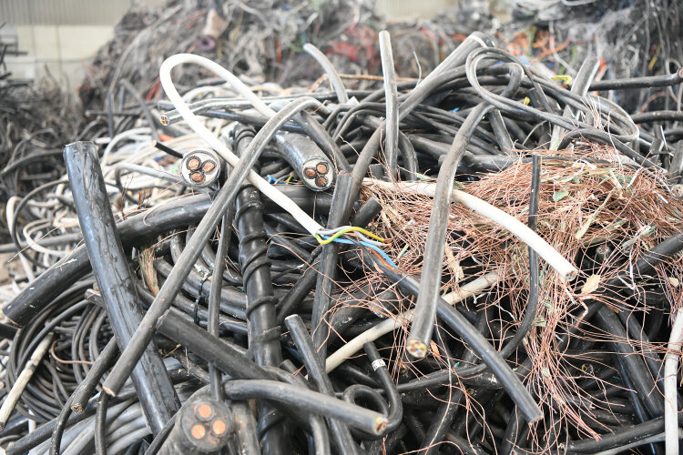 lindner-c-loacker-wonfurt-altkabelrecycling