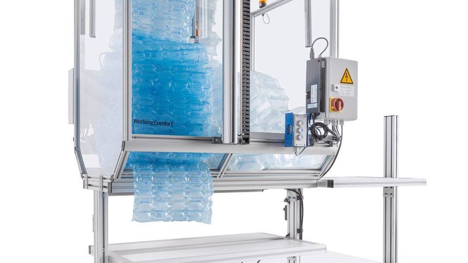 User-friendly air pillow system for different types of film