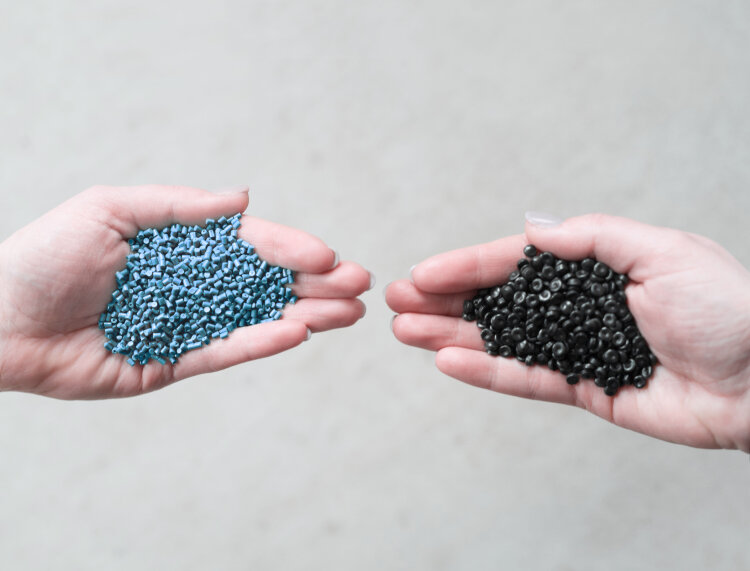 granules-virgin-recycled-1