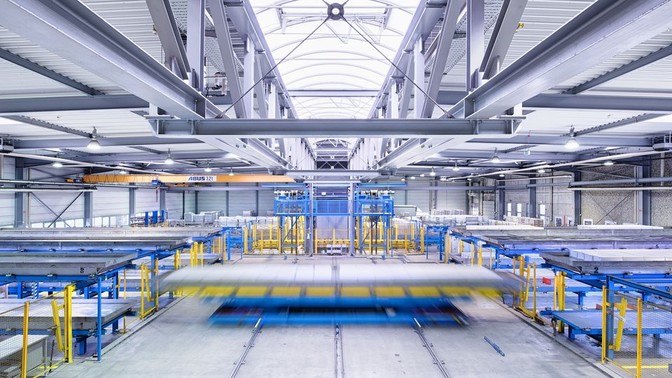 Radiation-crosslinked plastics instead of metal 