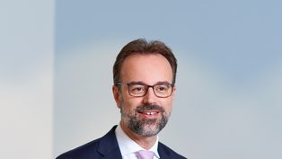 CEO Thomas Gangl opuszcza