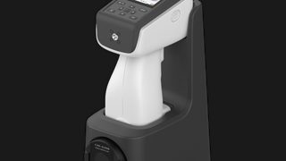 Konica Minolta wprowadza 