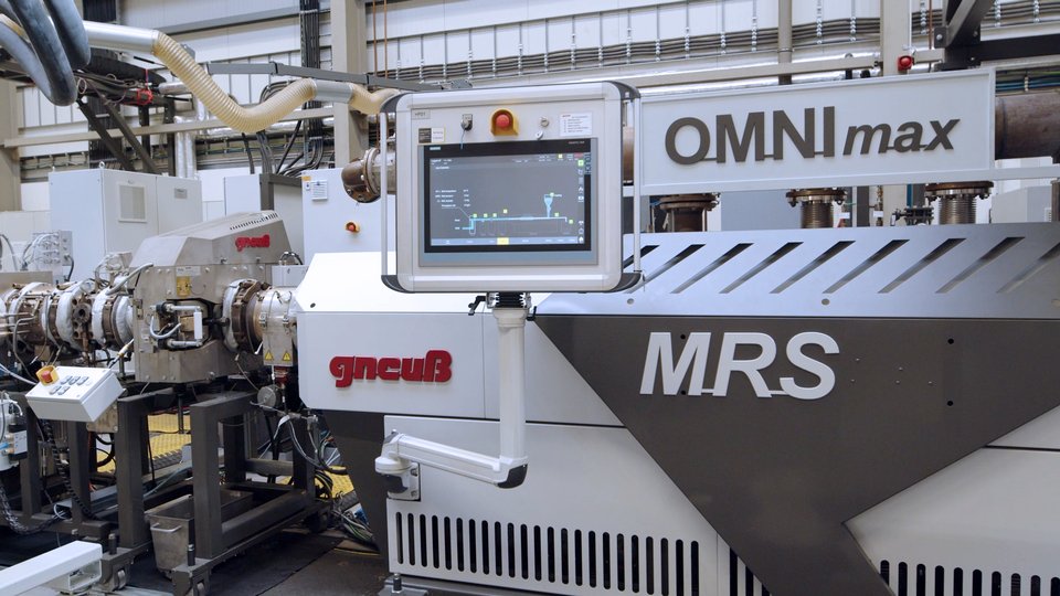 Gneuss introduces new series of  OMNI recycling lines