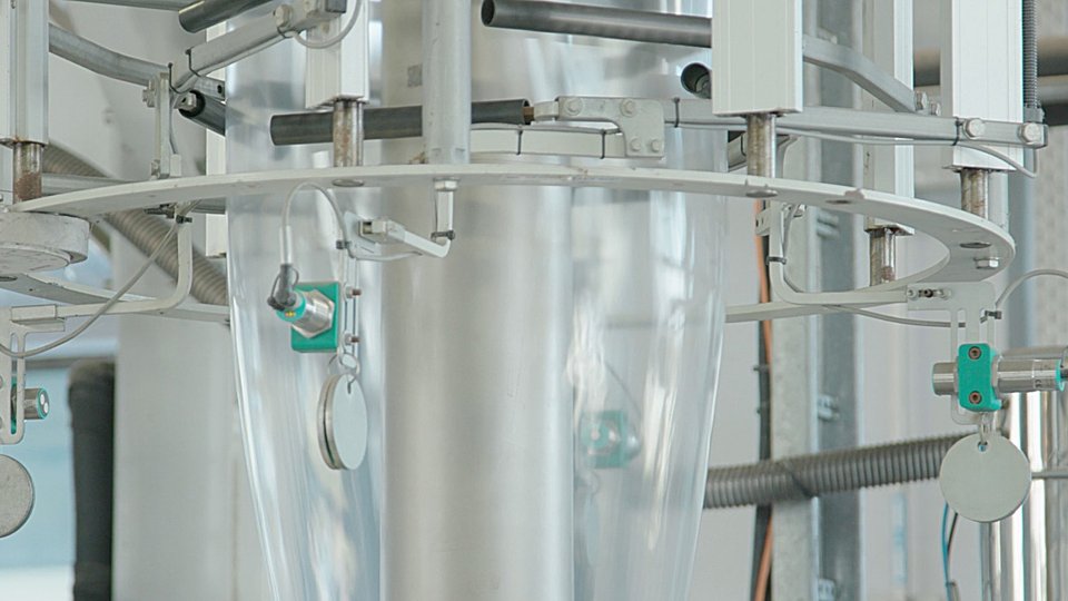 Ampacet PFAS-free polymer processing aid masterbatches 