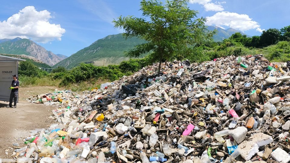 Stadler and everwave join forces to deploy SortX