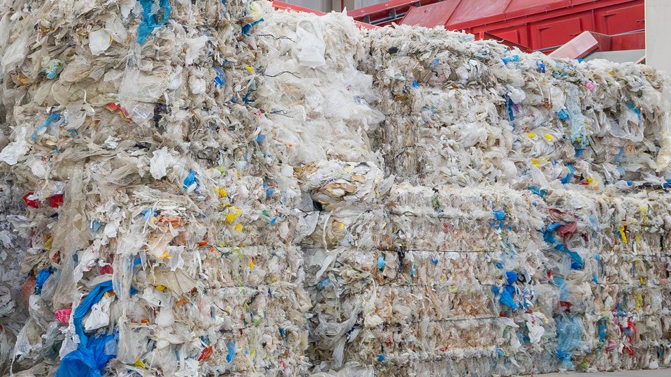 Bakcycle recycles flexible packaging using Tomra technologies
