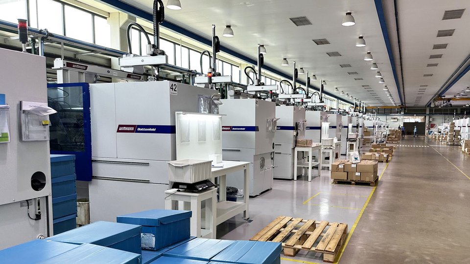 High-grade cosmetics packaging produced sustainably and efficiently