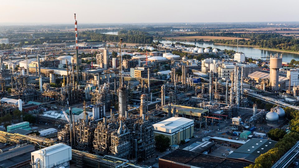 BASF’s Performance Materials division plants run entirely on renewable electricity