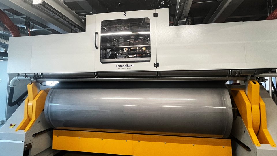 Packaging film manufacturer Bogucki Folie relies on PAM die and feedblock automation