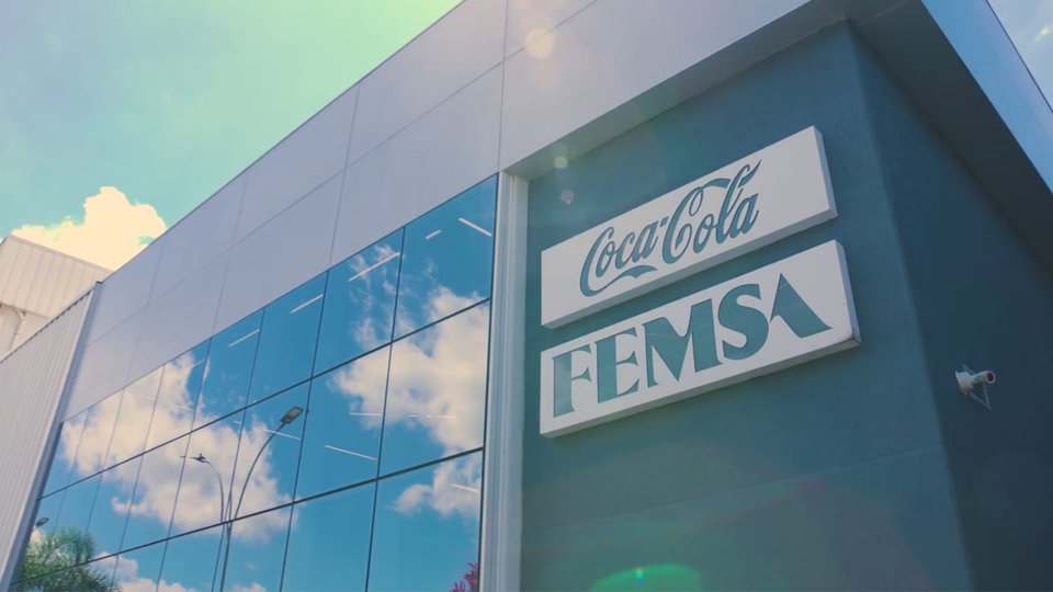 Super Combi firmy Sidel pokonuje ograniczenia przestrzeni w Coca-Cola FEMSA