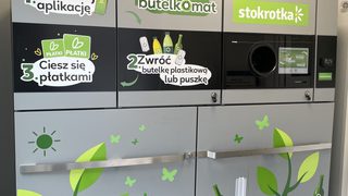 Stokrotka kupuje maszyny 