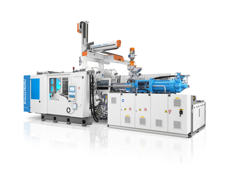 Live at K 2025: a GX 650-4300 with the new LRXplus 350 linear robot and chopped fiber plasticizing unit.