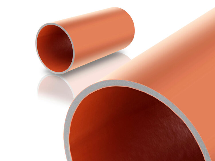 Ready for use in modern piping systems: 3-layer PVC wastewater pipes made from up to 100 percent recycled material.