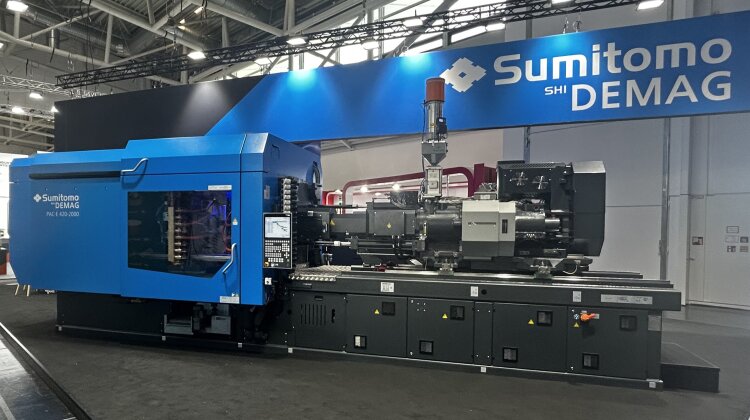 At K 2025, Sumitomo (SHI) Demag showcases its new all-electric 420t PAC-E – the centerpiece of a state-of-the-art caps and closures production cell.