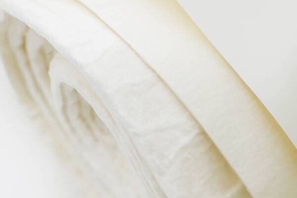 High-quality products can be manufactured from economical roll paper