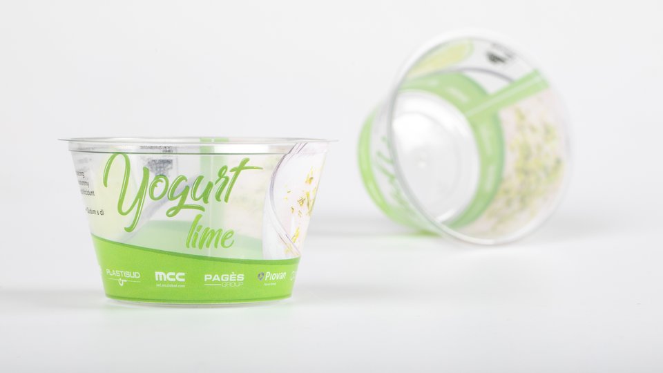 ENGEL shows all-electric PET thin-wall cell, 30% rPET at K 2025