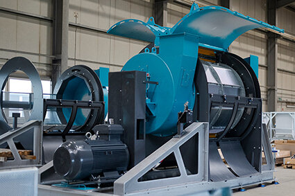 Vecoplan, together with its subsidiary Pla.to, offers a dry-cleaning machine.