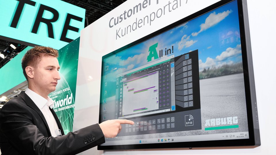 Arburg debuts Gestica lite and AI-driven tools at K 2025