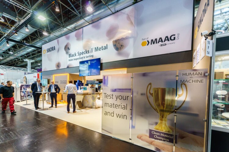 SIKORA presented innovative inspection, sorting, measurement and control systems at K 2025