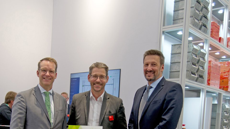 Hasco honoured by IKV for over 50 years of support
