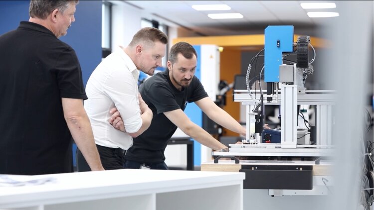 At our core, it’s not just about selling robots — it’s about collaborating with you to realize your production potential. Experience how we help turn innovative ideas into practical, scalable automation solutions. Let’s build the future of manufacturing t