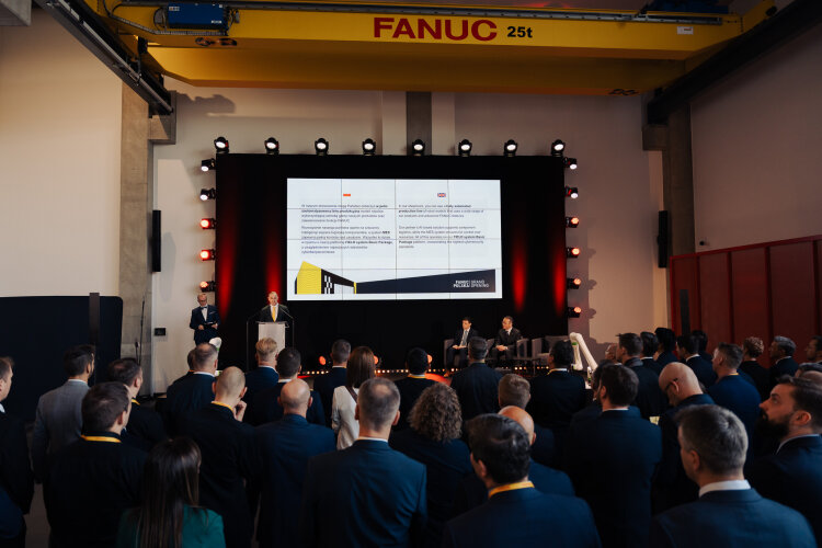 Showroom and training area in the new Fanuc Poland headquarters