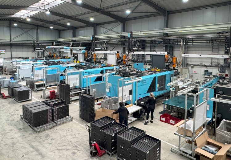 View into Injection Molding Hall 3