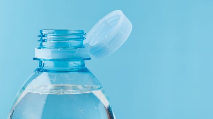 Additive package enables fully recyclable PET closures