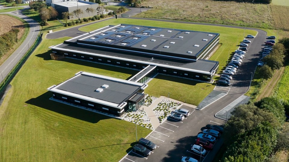 SACMI acquires majority stake in Groupe Emballage Technologies