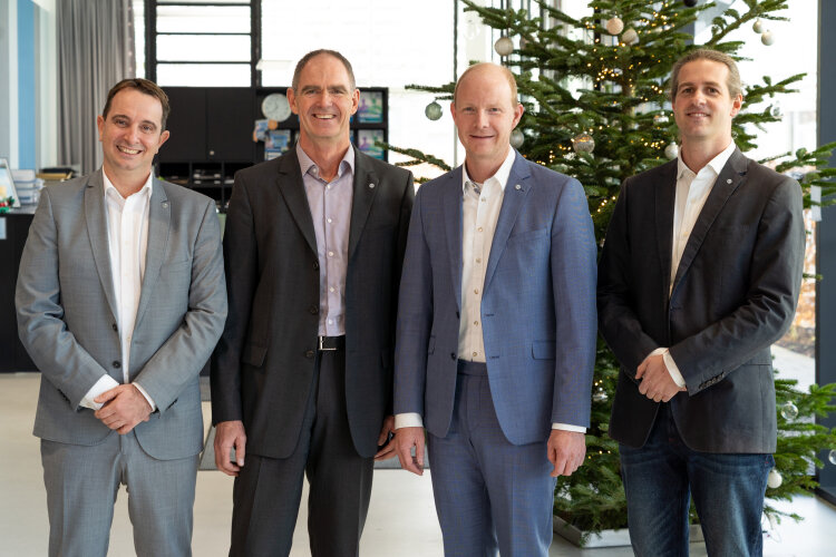 The newly appointed management team at SKZ (from left): Dr. Benjamin Baudrit, Prof. Dr.-Ing. Martin Bastian, Dr. Thomas Hochrein, and Dr. Giovanni Schober. (Photo: Luca Hoffmannbeck, SKZ)