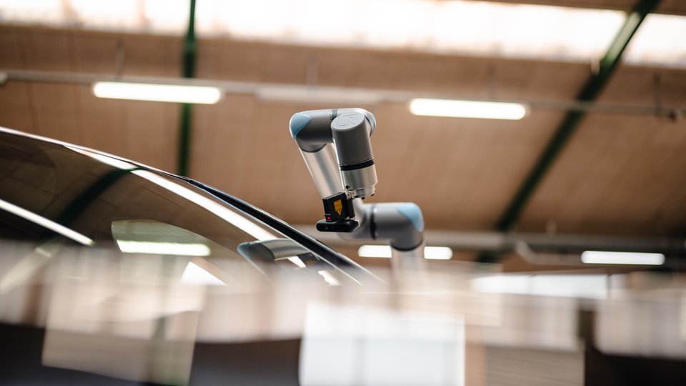 Collaborative robots and AI in Polish industry in 2025