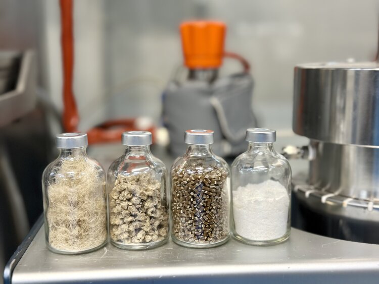 Demonstration parts made from recycled polyamides using additive manufacturing technologies