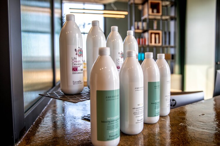 Farmavita PET bottle blow moulding line