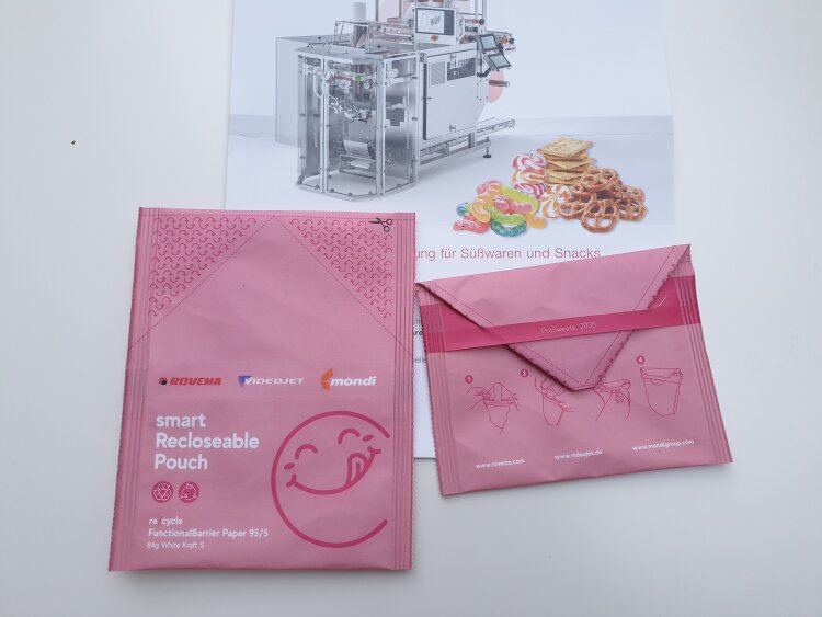 The BVC 250 Candy flow-wrapping machine also produces resealable paper bags. Image: packaging journal