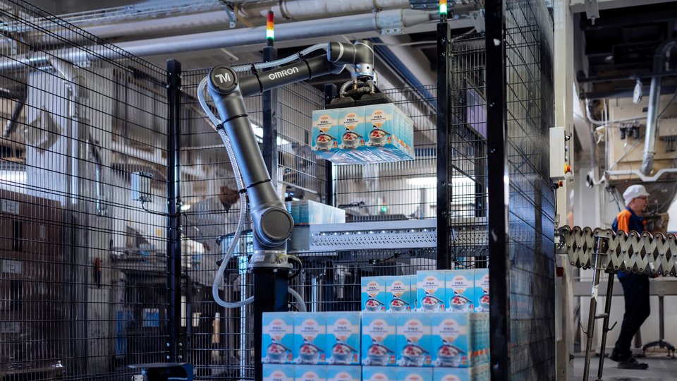 Omron and Dassault Systèmes combine digital twins with automation