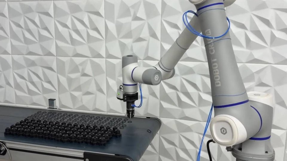 3DForce automated a process with the Dobot CR10A cobot