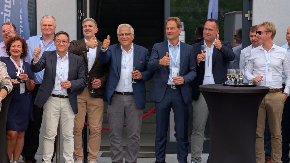 SINGLE oficjalnie otworzył nowy zakład produkcyjny w Wodzisławiu Śląskim