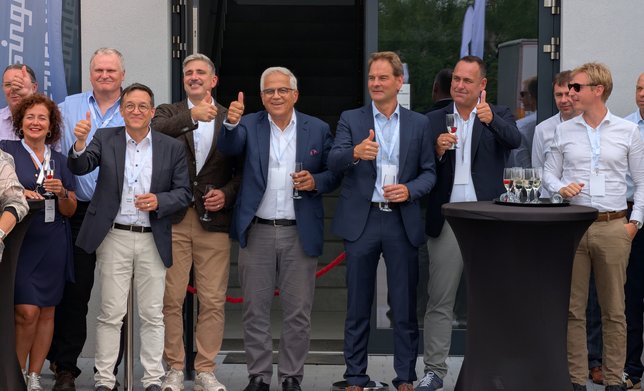 SINGLE oficjalnie otworzył nowy zakład produkcyjny w Wodzisławiu Śląskim