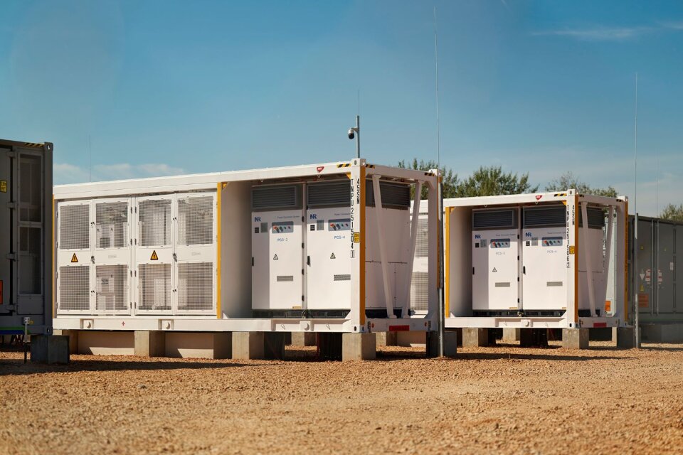 MOL Group expands its renewable portfolio with a solar park and energy storage facility in Hungary