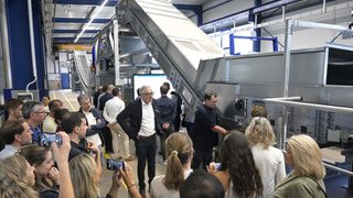 Stadler otwiera centrum t