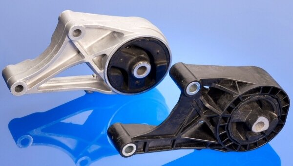 Tworzywo Ultramid A3WG10 CR firmy BASF do zastosowań w motoryzacji