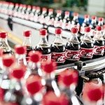 Lżejsze opakowania Coca...