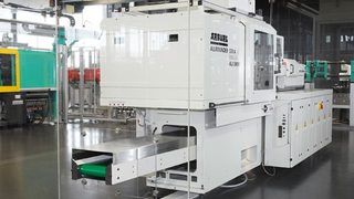 Arburg exhibits compact c